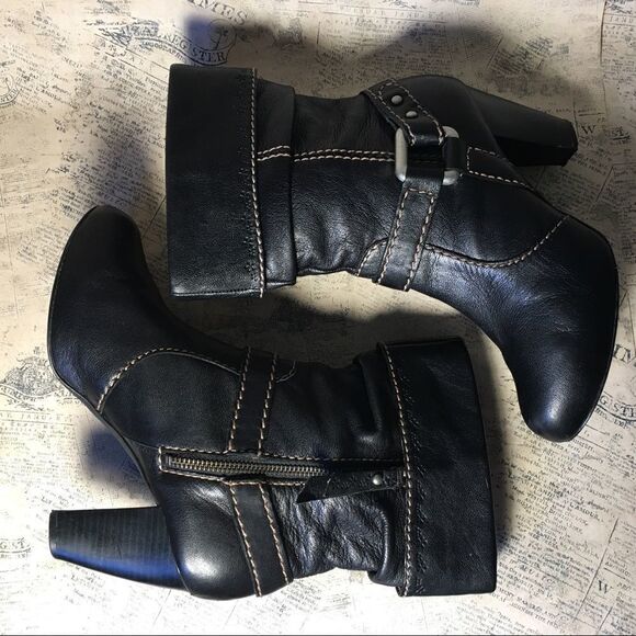 Fossil black leather harness ankle boot - Picture 9 of 15